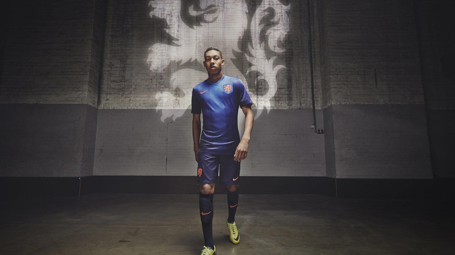 全明星首发阵容震撼出炉 易建联林书豪领衔南北区